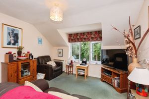 LOUNGE- click for photo gallery
